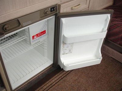 VW T4 Holdsworth Villa XL Refrigerator